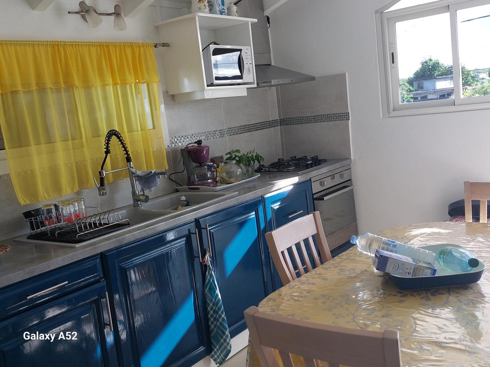 Haut De Villa Agreable Et Paisible Climatise, Wifi Anse-Bertrand Exteriör bild